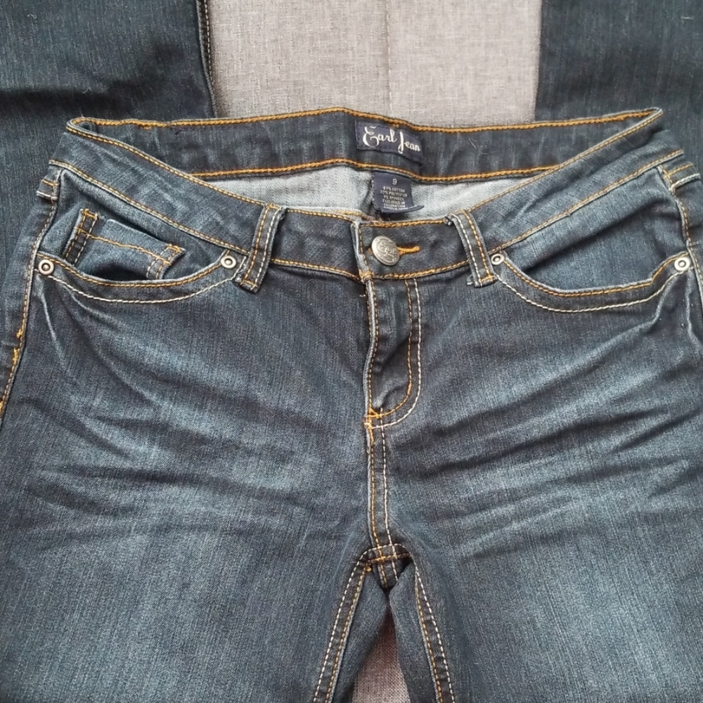 EARL JEANS Size 9 Excellent * Low Cut Bootleg